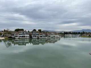 Fototapeta premium Woodbridge Lake, Irvine 