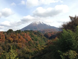 大山の雪化粧