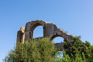 Fototapeta na wymiar Ruins of roman aqueduct in ancient city Aspendos