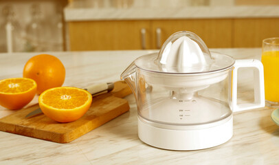 Handmade freshly squeezed juice machine