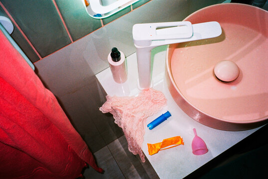 Menstrual conception at home 