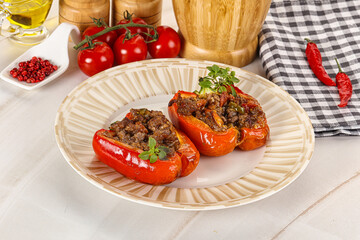 Bell pepper stuffed minced meat