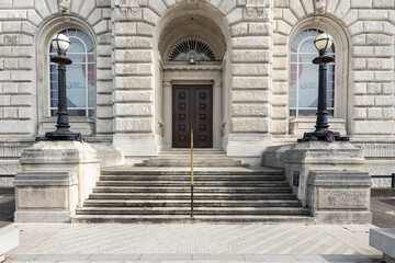 Fototapeta na wymiar Liverpool, united kingdom January, 16, 2024 close up views of one of the entrances to the famous Cunard building, liverpool