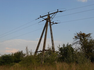 Energy pole