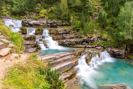 Camins del GR11 🇵🇱 Gradas de&nbsp;Soaso