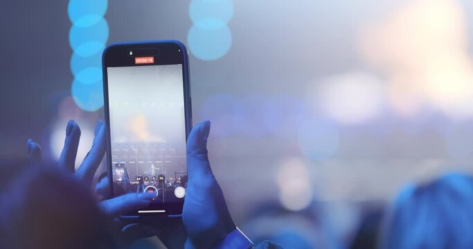 Phone Recording Concert Images – Browse 7,766 Stock Photos, Vectors ...