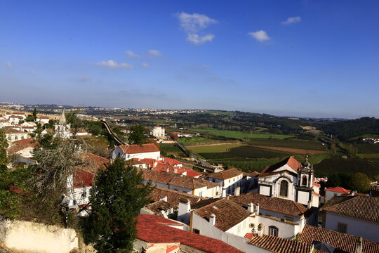 Óbidos is a town and a municipality in the Oeste region, historical province of Estremadura, and the Leiria district.