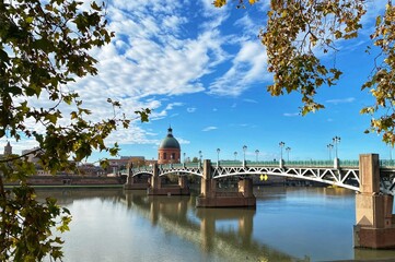 bridge over the river, toulouse