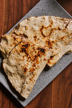 Tlayuda Oaxaque&ntilde;a, comida mexicana