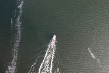 Yacht full speed from above