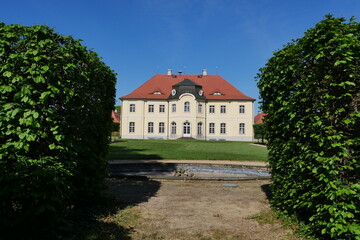 Heckengarten im Schlossgarten Schloss Königshain in Sachsen