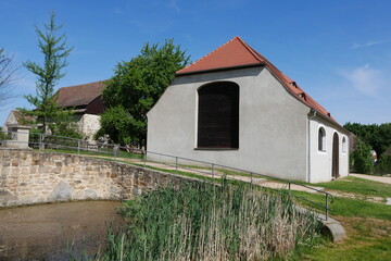 Teich im Schlossgarten Schloss Königshain