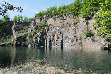 Steinbruchsee in den Königshainer Bergen