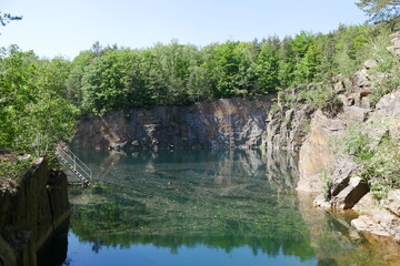 Steinbruchsee in den Königshainer Bergen