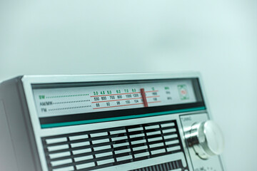 a portrait of old-time radio that makes us nostalgic 