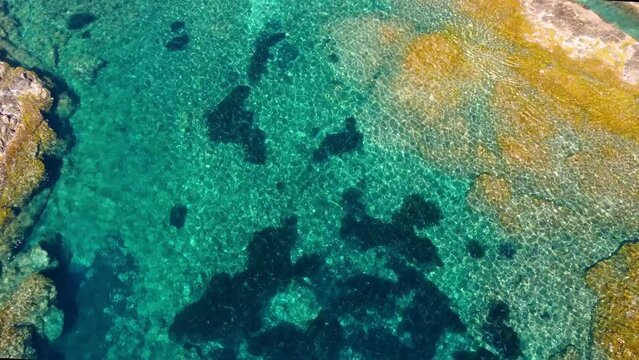 Vue a&eacute;rienne drone 4K, C&ocirc;te d'Azur, Les Issambres, France