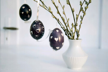 Easter eggs prepared with wax technique