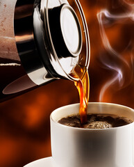 serving hot coffee - 752082693