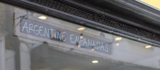Sign with the text Argentine empanadas