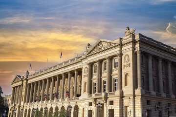 Historic building on the Place de la Concorde at sunset in Paris, France - obrazy, fototapety, plakaty