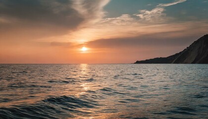 Obraz premium A beautiful sunset or sunrise and the ocean horizon, sea 