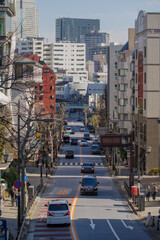 Obraz premium 東京の赤坂9丁目で見える赤坂通り