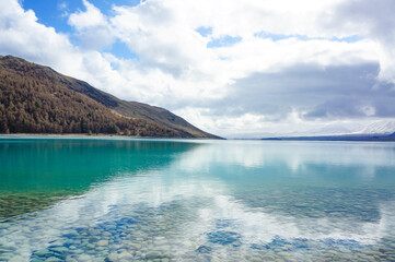 美しいテカポ湖の水