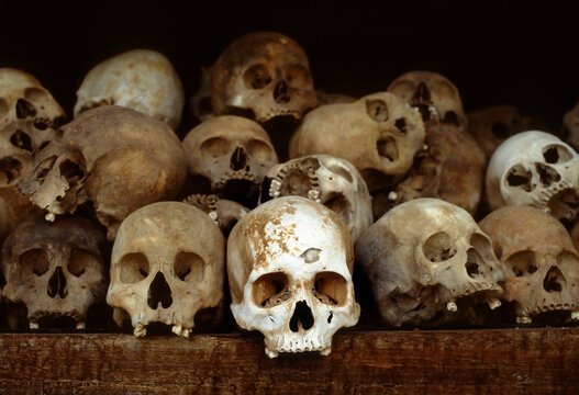 victim skulls torture memorial phnom penh cambodia kampuchea khmer rouge hell