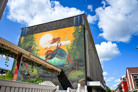 Large painting made of graffiti on a house wall, facade in V&auml;xj&ouml;, Kronobergs L&auml;n, Smaland, Sweden, September 16, 2023