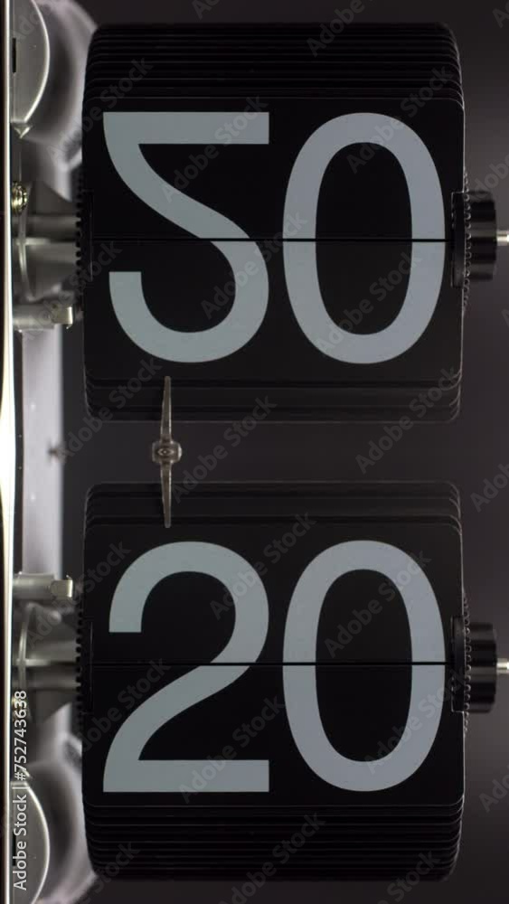Poster flip clock timer in vertical