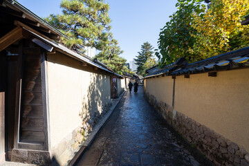 Fototapeta na wymiar 金沢観光で人気の長町武家屋敷跡