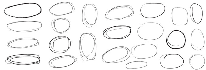 Hand drawn doodle grunge circle highlights. Charcoal pen round ovals. Marker scratch scribble in rounder. Round scrawl frames.  freehand painted circular note, Vector file illustration