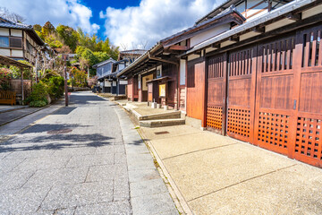 京都嵐山　冬晴れの伝統的建造物群の町並み