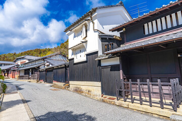 京都嵐山　冬晴れの伝統的建造物群の町並み