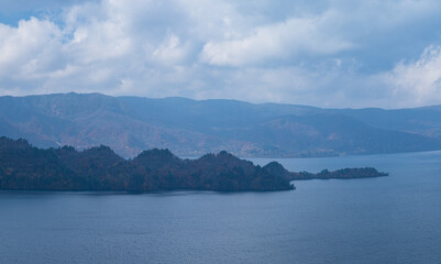 日本　青森県十和田市奥瀬にある瞰湖台から見える十和田湖と中山半島