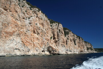 Fototapeta na wymiar Turquoise water in the beautiful Orosei Gulf in Sardinia, Italy