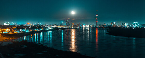 Düsseldorf am Rhein - Skyline bei Nacht mit Mondlicht in Teal and Orange mood