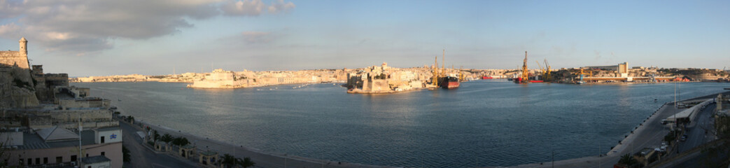Fototapeta na wymiar Photos de La Valette à Malte
