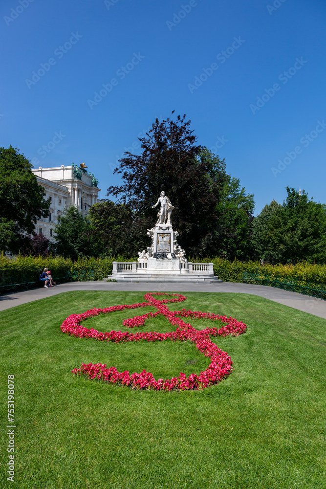 Wall mural Mozart Monument in the Burggarten Park in Vienna