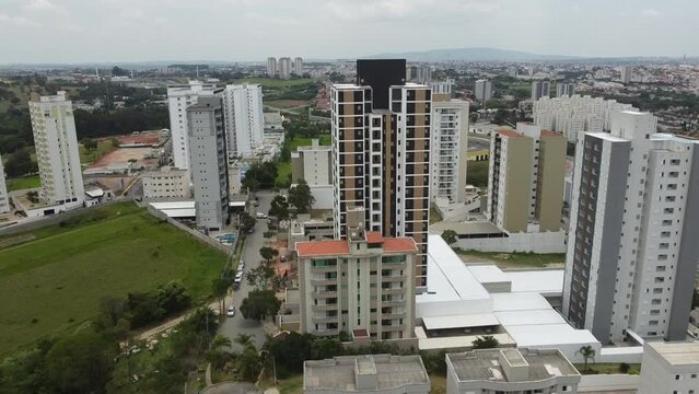 Arena Sorocaba Esportes Eventos Shows Entretenimento Multiuso Futebol Futsal V&ocirc;lei Handebol Gin&aacute;sio Capacidade Localiza&ccedil;&atilde;o Infraestrutura Modernidade Conven&ccedil;&otilde;es Confer&ecirc;ncias Espet&aacute;culos P&uacute;blico Drone