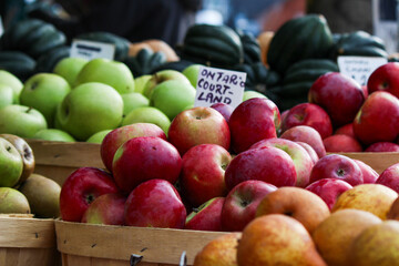 Apples 1
