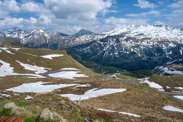 Grossglockner High Alpine Road in the austrian alps - 753284299