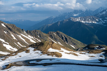 Grossglockner High Alpine Road in the austrian alps - 753284420