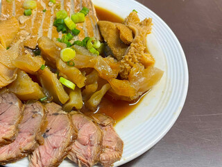 Beef with tufu in sweet brown sauce