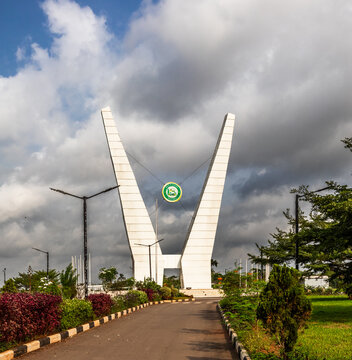 The Gateway City Gate is a monument located at the popular Sagamu-Papalanto-Abeokuta Interchange, in Ogun state Nigeria.  Shot on 1st March 2024.