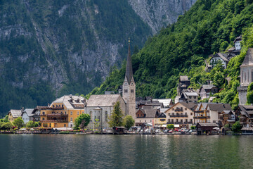 Hallstatt village in Austrian Alps. - 753305055
