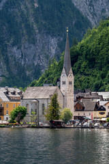Hallstatt village in Austrian Alps. - 753305062