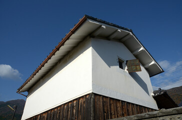 北小松の町並み　民家の土蔵　滋賀県大津市北小松