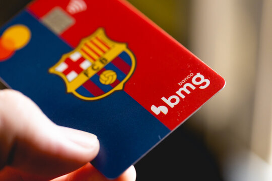 Cart&atilde;o de cr&eacute;dito e d&eacute;bito do Banco BMG. Barcelona. 