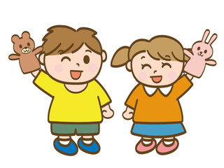  動物のパペットで遊ぶ男の子と女の子の全身イラスト_小学生低学年_幼児